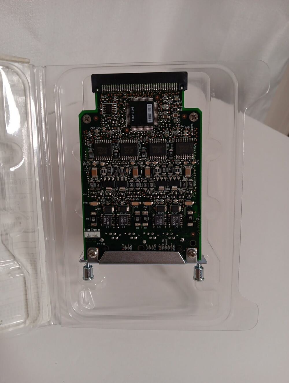 Cisco VIC2-4FXO Four-port Voice Interface Card (Universal)